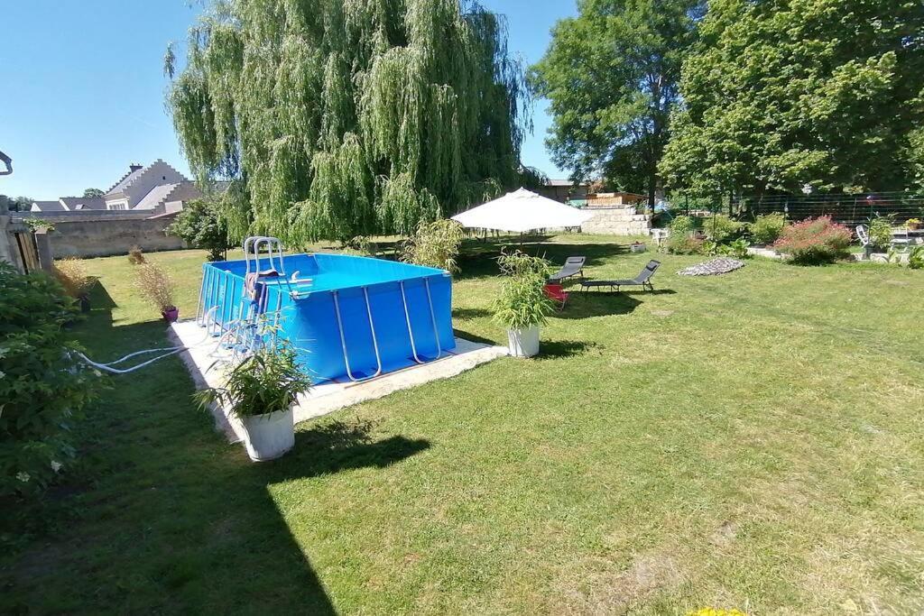 Maison Chaleureuse Et De Detente Avec Piscine Et Spa Chassemy Exterior foto